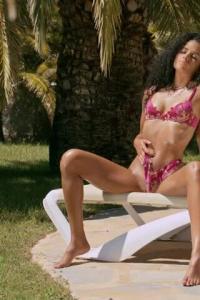 Vixen 23 04 14 Mia Nix Secret Side XXX 720p HEVC x265 PRT XvX