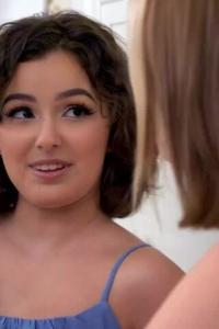 DaughterSwap 21 11 15 Leana Lovings And Dakota Burns Dear Dream Diary XXX 720p WEB x264 GalaXXXy