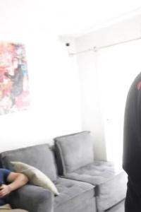 BiGuysFuck 23 02 11 David Slinger Dillon James And Violet Gains XXX 1080p HEVC x265 PRT XvX