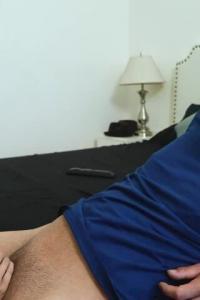 DogHouseDigital 21 11 17 Harley Haze Caught By My Stepsister XXX 720p HEVC x265 PRT XvX