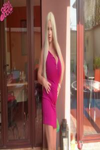 YesBoobs Kitty Cute is a busty model from Romania