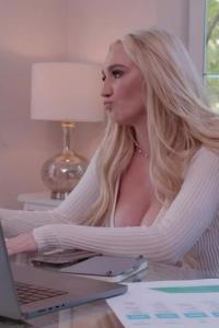 MyWifesHotFriend 23 06 27 Kendra Sunderland XXX 1080p HEVC x265 PRT XvX