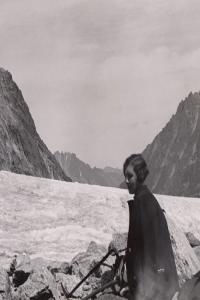 alternative folk ambient chamber pop 2021 VA Drifts Flurries A Second Language Coll