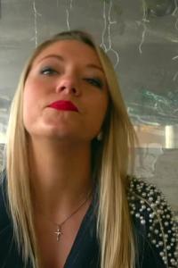 JacquieEtMichelTV 21 12 15 Ashley 25 Marketing Manager In Cassis FRENCH XXX 1080p HEVC x265 PRT XvX