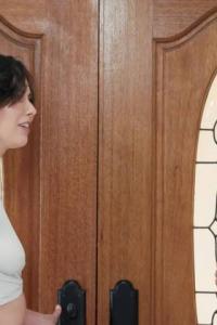 DareWeShare 22 11 10 Casey Calvert And Sonia Harcourt We Can Work It Out XXX 1080p HEVC x265 PRT XvX