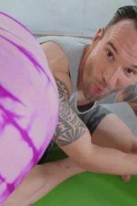 BrazzersExxtra 22 04 17 Bunny Madison Work Him Out XXX 720p WEB x264 GalaXXXy