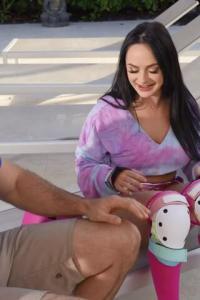 RKPrime 21 07 28 Macey Jade Girl On Wheels XXX 1080p HEVC x265 PRT XvX