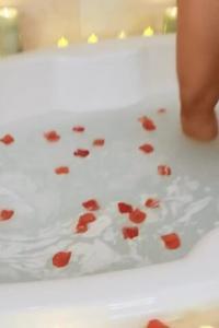 MilfsLikeItBig 22 03 12 Casca Akashova Pay Respect To The MILF XXX 720p HEVC x265 PRT XvX