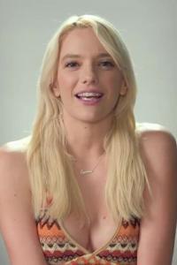 HowWomenOrgasm 22 11 14 Kenna James XXX 720p WEB x264 GalaXXXy