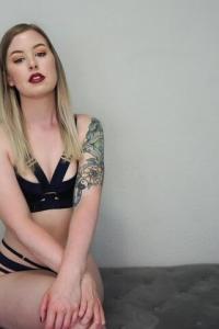 iWantClips 2023 Goddess Mystie Edging And Sucking Cock XXX 1080p HEVC x265 PRT XvX
