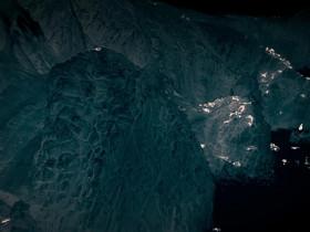 Night on Earth S01E01 Moonlit Plains NF WEB-DL DD5 1 x264-NTG [eztv]