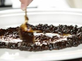 Jamies 30 Minute Meals S01E18 Rib Eye Stir Fry 480p x264-mSD [eztv]