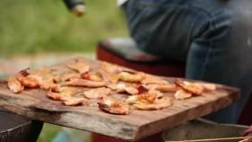 Jamies Summer Food Rave Up S01E02 Day Out XviD-AFG [eztv]