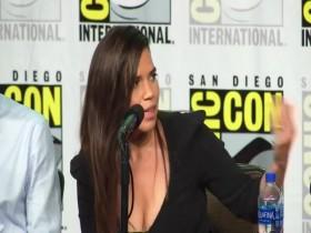 Superstore S04E00 2019 Comic-Con Panel 480p x264-mSD [eztv]