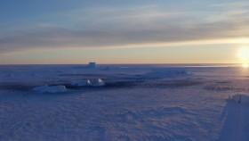 Hostile Planet S01E06 Polar 720p WEBRip x264-CAFFEiNE [eztv]