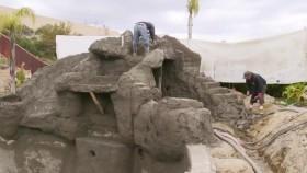 Supersize My Pool S01E01 Mountain of a Makeover WEB x264-CAFFEiNE [eztv]