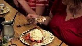 Bizarre Foods Delicious Destinations S07E04 Door County REAL 720p WEB x264-KOMPOST [eztv]
