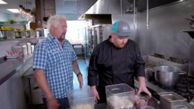 Diners Drive Ins And Dives S31E03 Creative Creations 720p WEBRip x264-CAFFEiNE [eztv]