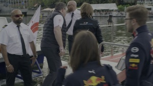 Formula 1 Drive To Survive (2019) Season 2 S02 (2160p50 HEVC NF WEB-DL EAC3 5.1 x265 10bit-deef)