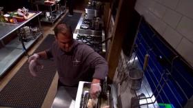 Chopped S40E02 Thanksgiving Pie Oh My WEBRip x264-CAFFEiNE [eztv]