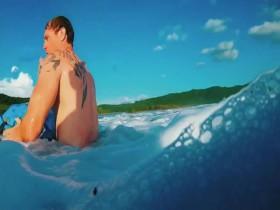 Legends of the Wild S01E02 Blood Beach 480p x264-mSD [eztv]