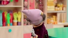 Helpsters S01E08 WEB h264-WALT [eztv]