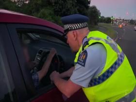 Motorway Patrol S18E01 480p x264-mSD [eztv]