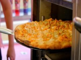 Carnival Eats S08E01 Grillers in the Mist 480p x264-mSD [eztv]