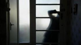 Bridget and Eamon S01E01 720p WEB h264-BREXiT [eztv]