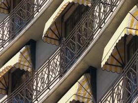 Rip Off Britain Live S08E02 480p x264-mSD [eztv]