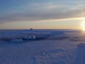 Hostile Planet S01E06 Polar 480p x264-mSD [eztv]