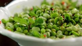 Jamies Quick And Easy Food S03E01 HDTV x264-PLUTONiUM [eztv]