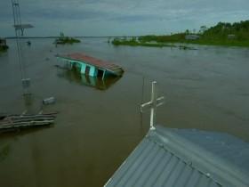 Earths Great Rivers S01E01 Amazon 480p x264-mSD [eztv]