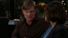 Greys Anatomy S16E06 Whistlin Past the Graveyard 720p AMZN WEB-DL DDP5 1 H 264-NTb [eztv]
