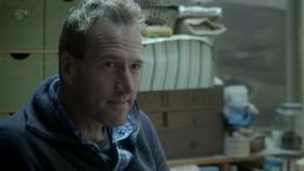 Ben Fogle New Lives In The Wild S08E03 Ireland 720p HDTV x264-PLUTONiUM [eztv]