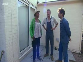 Garden Rescue S05E03 Newbury 480p x264-mSD [eztv]