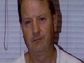 The Killer in My Family S02E03 Steve Wright 480p x264-mSD [eztv]