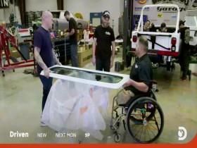 Fast N Loud S16E02 Wranglin World Records 480p x264-mSD [eztv]