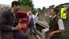 Garden Rescue S05E14 WEB h264-WEBTUBE [eztv]