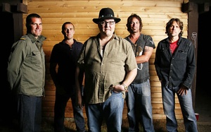 Blues Traveler - 2018 - Hurry Up & Hang Around [FLAC] (miok) [WWRG]