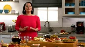 Food-Fact or Fiction S04E08 Finger Foods WEBRip x264-CAFFEiNE [eztv]