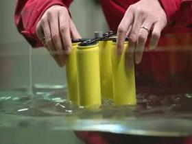 Richard Hammonds Big S01E08 480p x264-mSD [eztv]