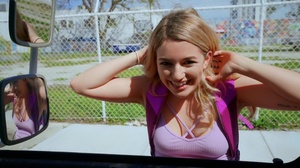 [StrandedTeens - Mofos] Abby Adams Van Life Benefits (10.04.2019)