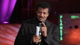 StarTalk S05E14 Director Darren Aronofsky WEB x264-CAFFEiNE [eztv]