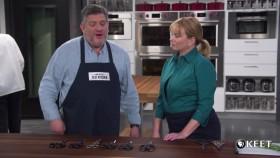 Americas Test Kitchen S19E22 New Flavors on the Grill 720p HDTV x264-W4F [eztv]