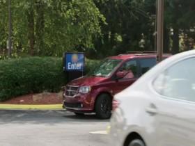 1000-Lb Sisters S01E06 Under the Knife iNTERNAL 480p x264-mSD [eztv]