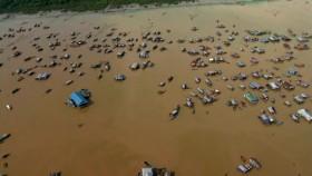 Angkor Land of the Gods S01E01 Empire Rising 720p WEBRip x264-UNDERBELLY [eztv]