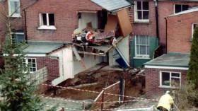 Sinkholes S02E03 Living In The Danger Zone HDTV x264-PLUTONiUM [eztv]