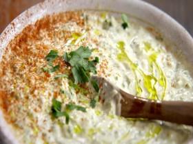 Jamies 30 Minute Meals S01E14 Tasty Crusted Cod 480p x264-mSD [eztv]