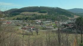 Stranger Among Us S01E01 Horror on the Homestead iNTERNAL WEBRip x264-CAFFEiNE [eztv]